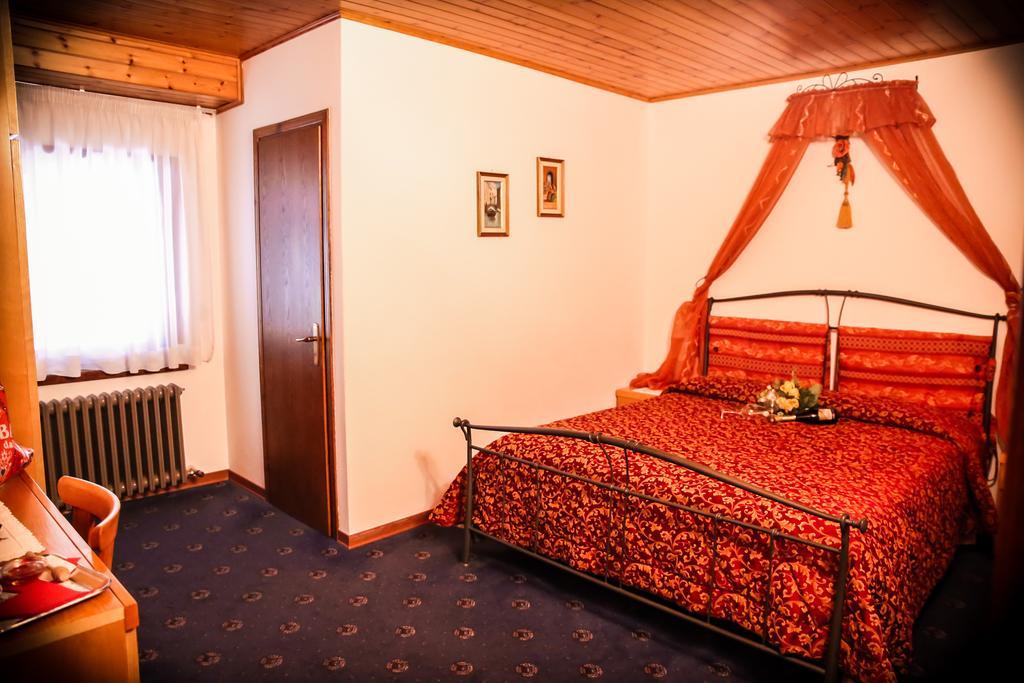 Villa Elena B&B Hotel 산마르티노디카스트로차 외부 사진