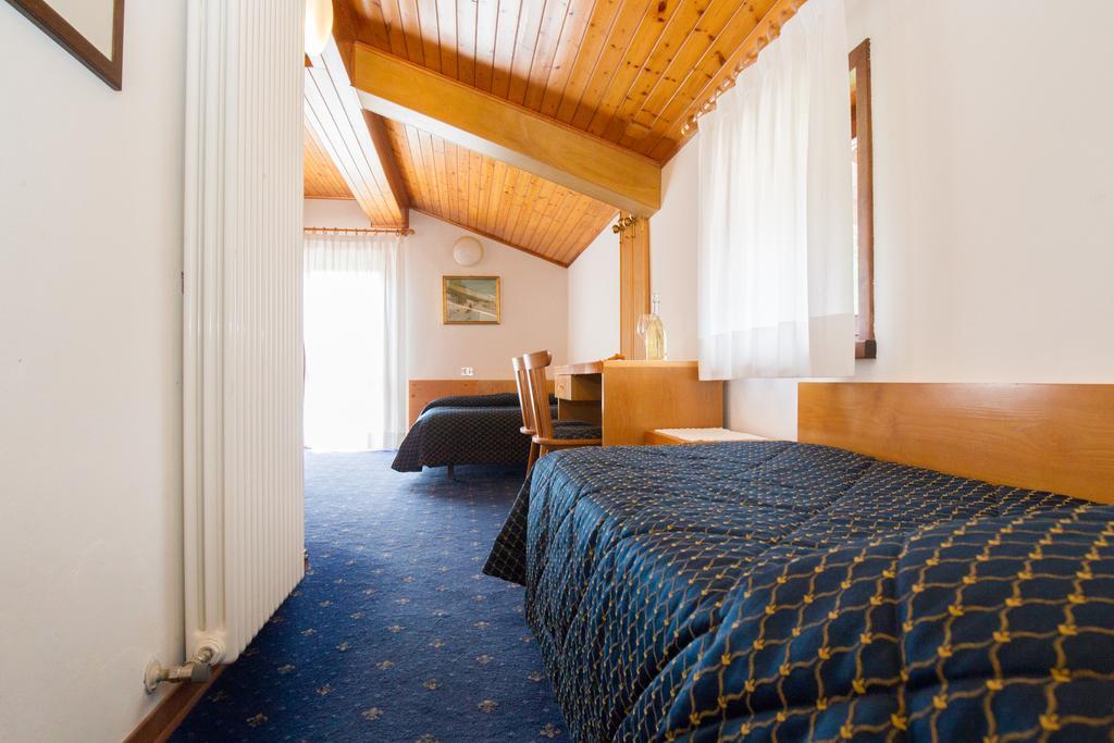 Villa Elena B&B Hotel 산마르티노디카스트로차 외부 사진