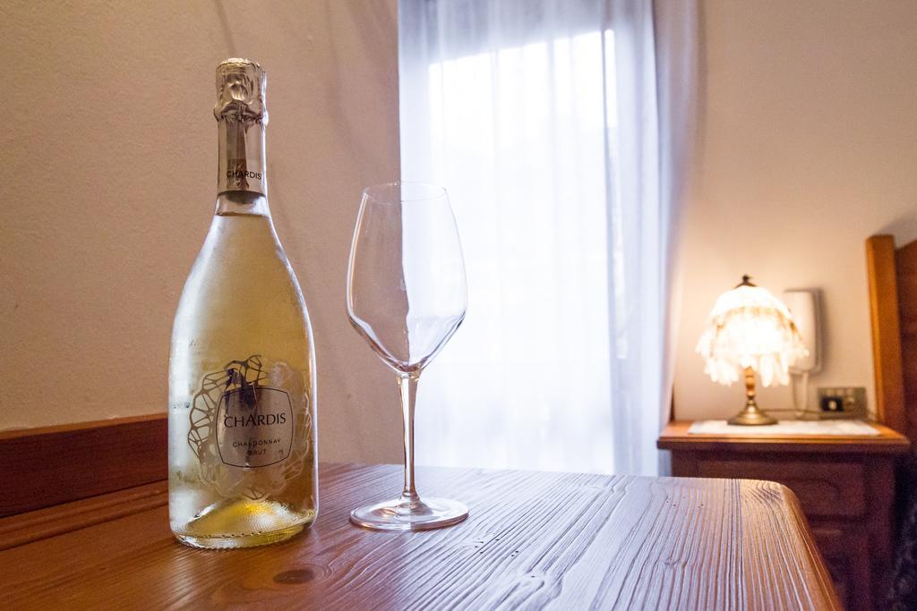 Villa Elena B&B Hotel 산마르티노디카스트로차 외부 사진